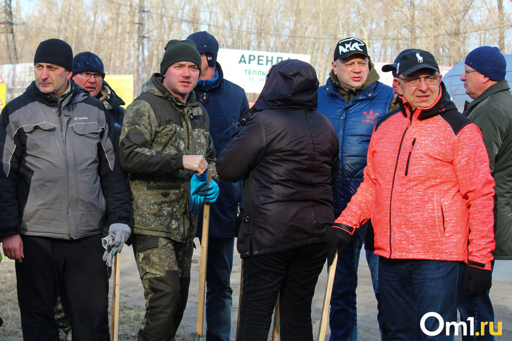 Элитный субботник: как Виталий Хоценко и Сергей Шелест в городе убирались