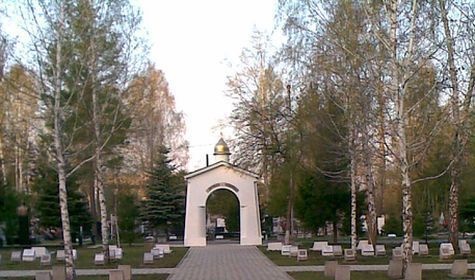 С кладбища в Омске украли бюст «советского мэра» Глебова С кладбища в Омске украли бюст «советского мэра» Глебова