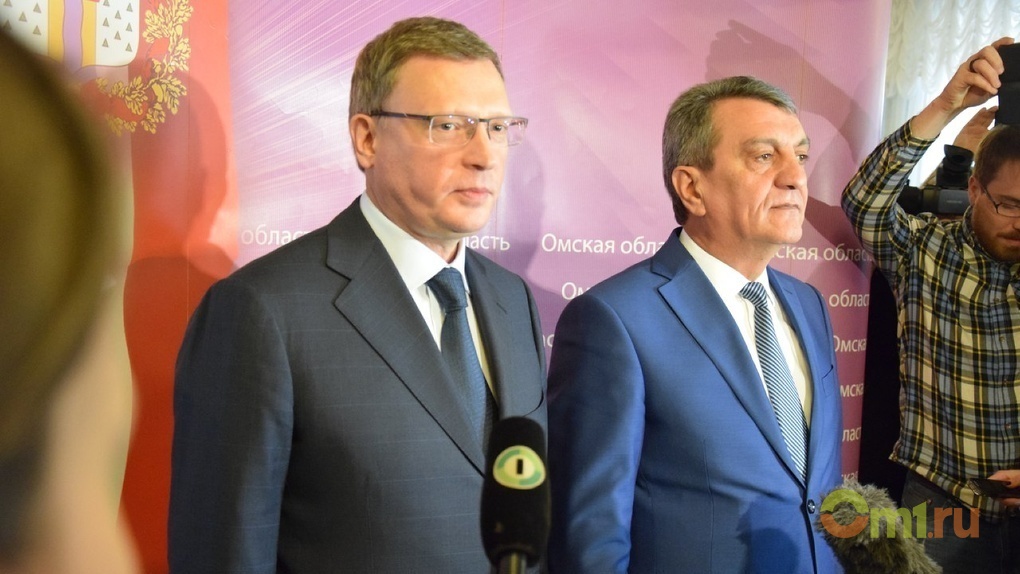 Для омского губернатора провели экскурсию по коридорам власти Для омского губернатора провели экскурсию по коридорам власти