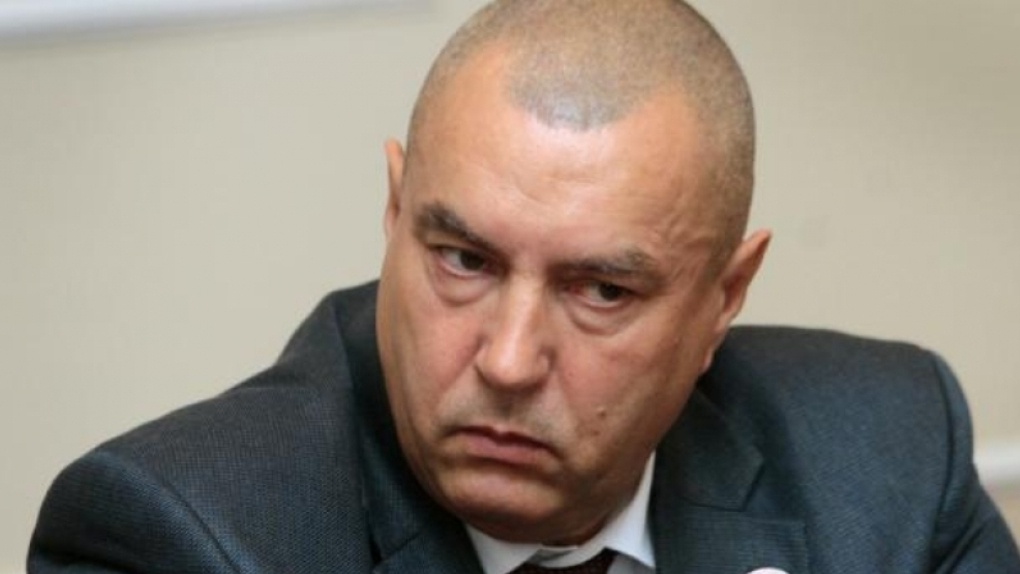 Фролов предложил поддержать публичный транспорт деньгами Фролов предложил поддержать публичный транспорт деньгами