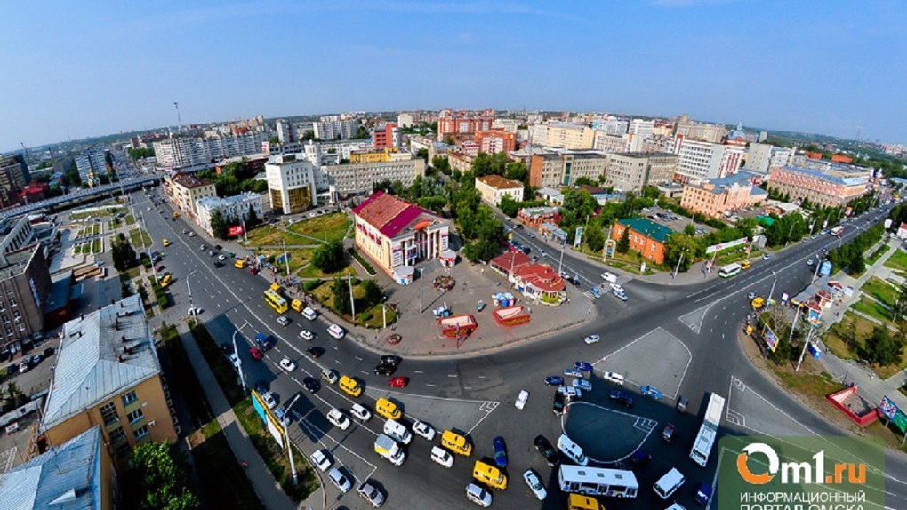 Веб омск. Омск центр города. Главная улица площадь в Омске. Омск центр города улицы. Соборная площадь Омск.