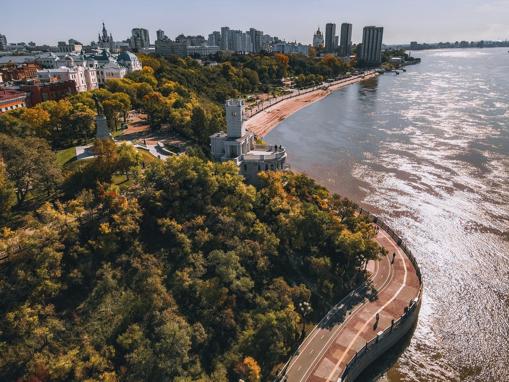 Куда поехать за?