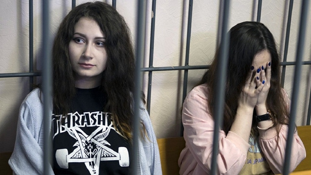 Вердикт суда отправил девушек в колонию — Живодерки из Хабаровска
