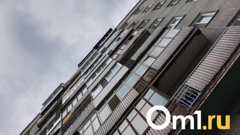 Смертельная фотосессия: подросток упал с балкона 22-этажного дома в Новосибирске