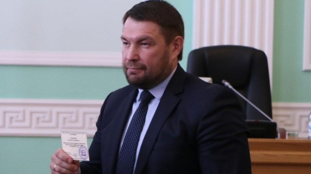 Гуселетов прокомментировал массовое исключение членов «Справедливой России» в Омске