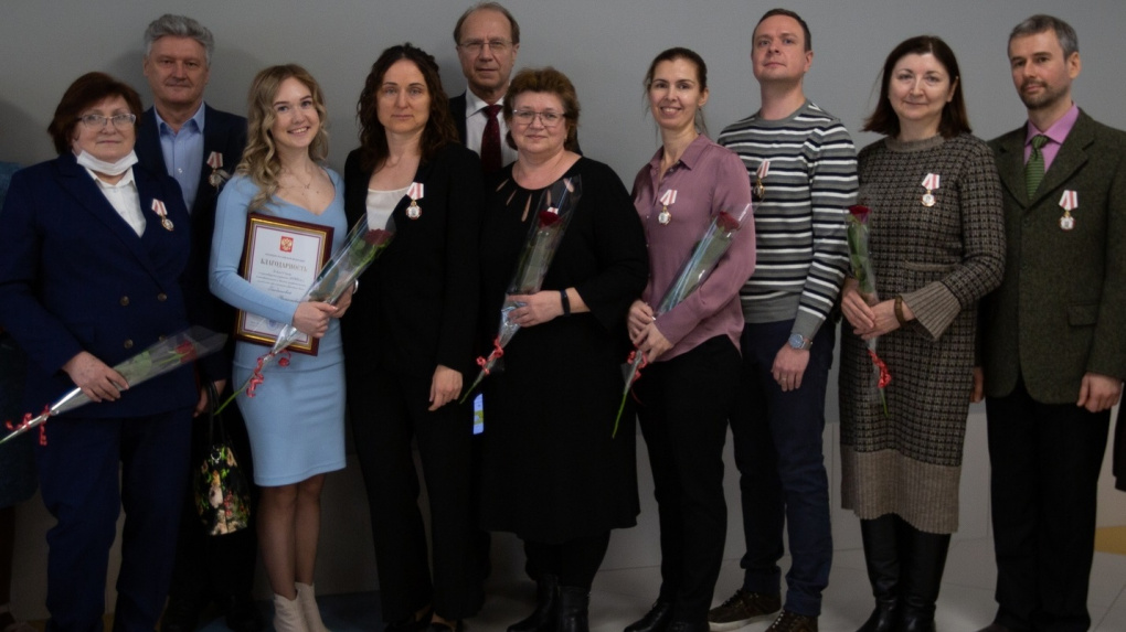 Новосибирские учёные получили награду президента за создание первых в мире вакцин от COVID-19 и Эболы