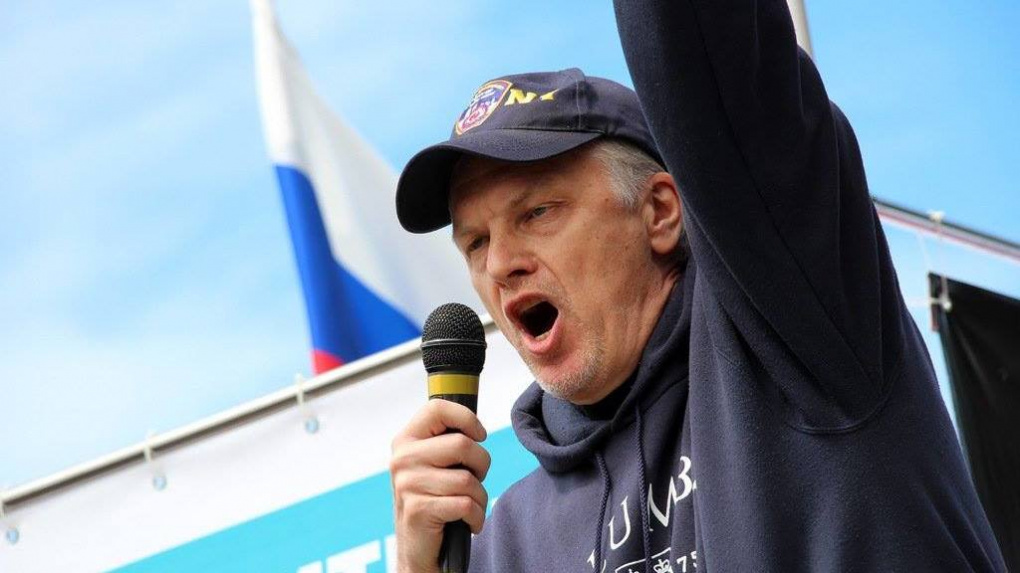В Новосибирске экс-депутата Госдумы арестовали после митинга в поддержку Навального