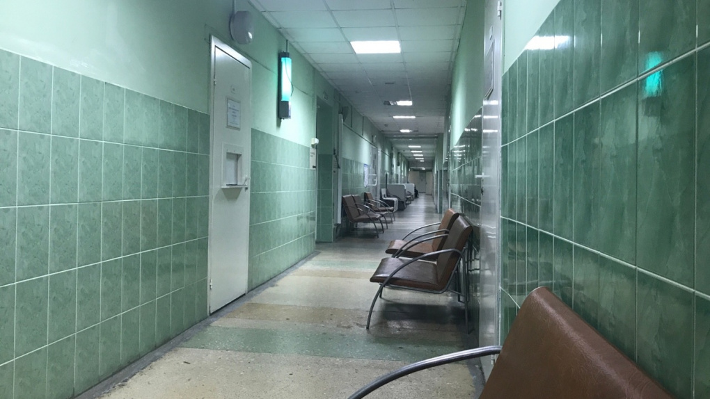 Кровь стынет в жилах. Новосибирский проктолог рассказал, что извлекает у пациентов из заднего прохода