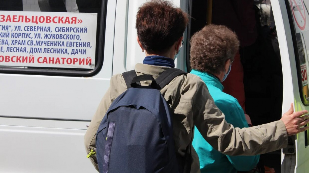 Единственный автобус до автовокзала отменили в Новосибирске
