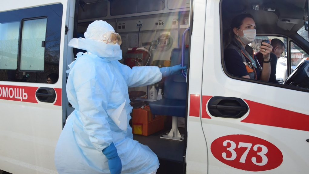В Омске более полумиллиона граждан привились двумя компонентами вакцины от коронавируса