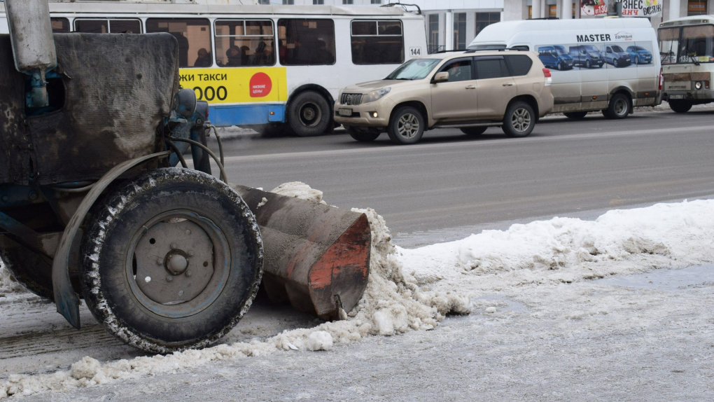 Из-за снегопадов в Новосибирске резко выросла цена на такси: рассказываем, как сэкономить
