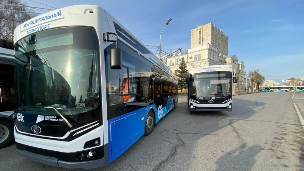 В Омске на линию выйдут 29 красивых троллейбусов