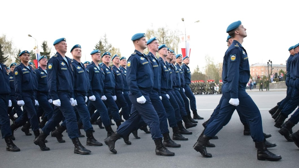 Даты весеннего призыва 2024. Призыв Весна 2021. Присяга ВДВ. Омск ВДВ. Военная часть в Новосибирске ВДВ 2022.