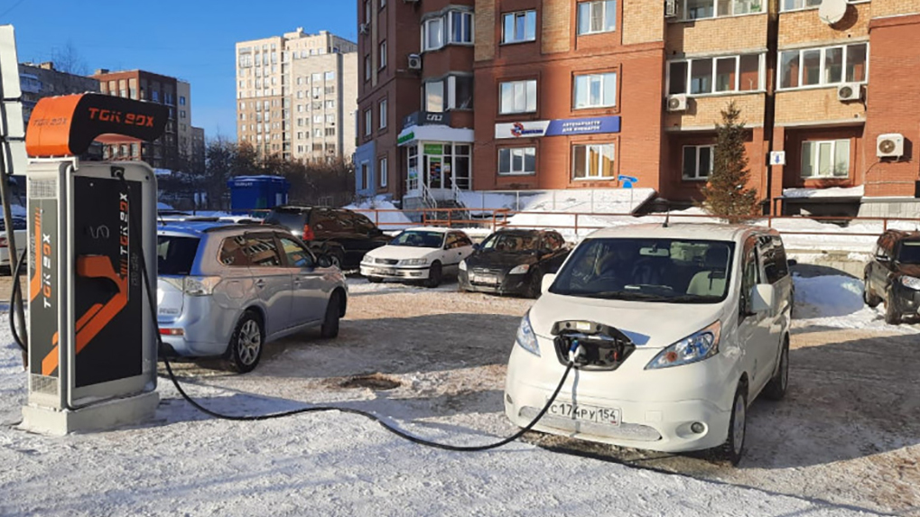 35 станций зарядки электромобилей откроют в Новосибирске: показываем фото